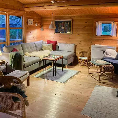 Casa vacanze Log House In With Vintage Charm *