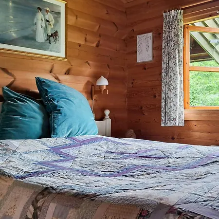 Log House In With Vintage Charm * Holbæk